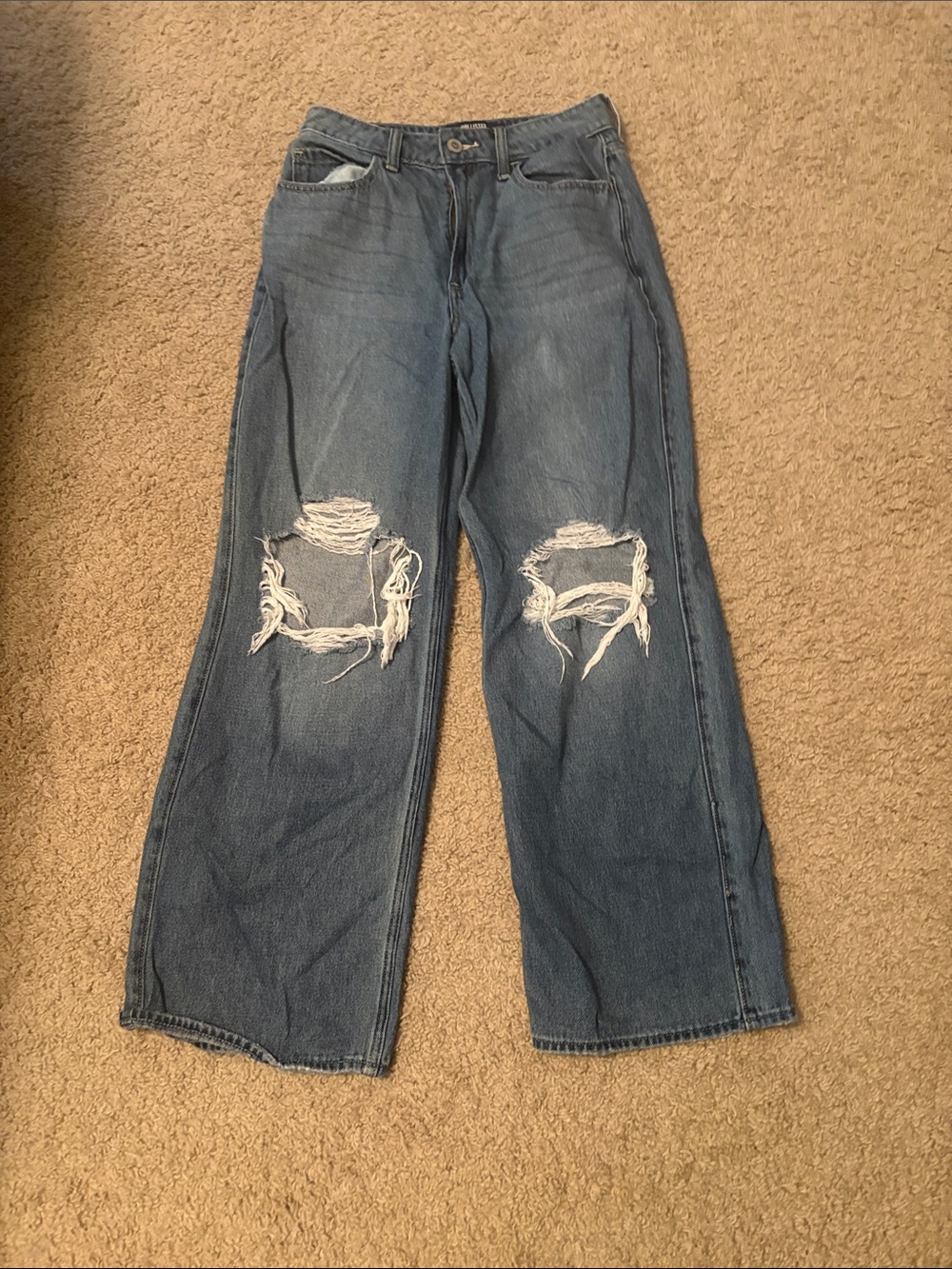 Hollister Distressed Wide-Leg Jeans in Medium Blue Wash